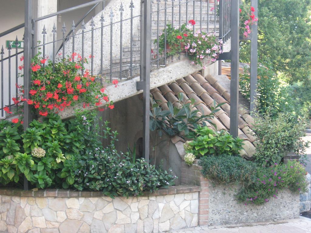 Parco Sogni D'Oro Aparthotel Montella Kültér fotó