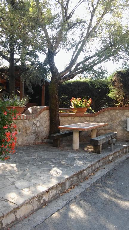 Parco Sogni D'Oro Aparthotel Montella Kültér fotó