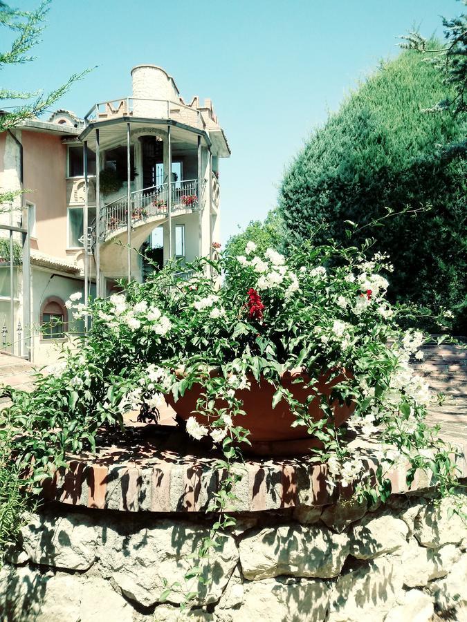 Parco Sogni D'Oro Aparthotel Montella Kültér fotó