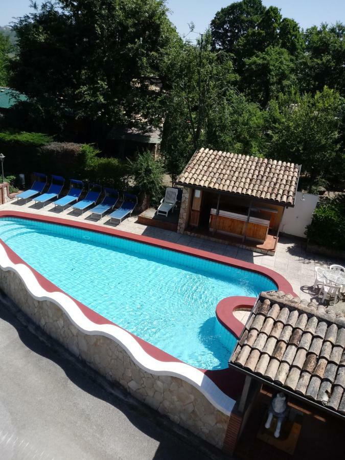 Parco Sogni D'Oro Aparthotel Montella Kültér fotó